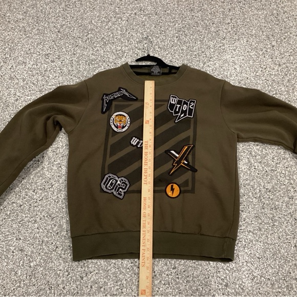 WT02 Graphic Crewneck Patches Green Sweatshirt Men’s Large - Picture 5 of 6